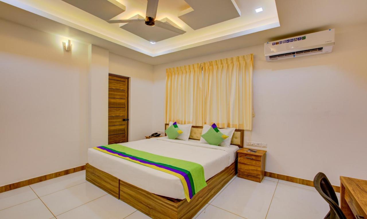 Nawal Mahal Hotel Kochi Екстериор снимка