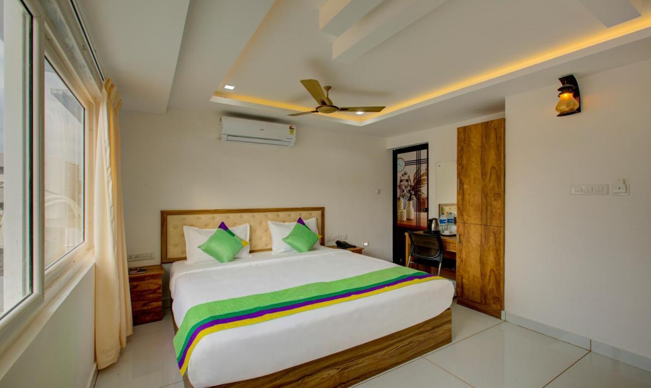 Nawal Mahal Hotel Kochi Екстериор снимка